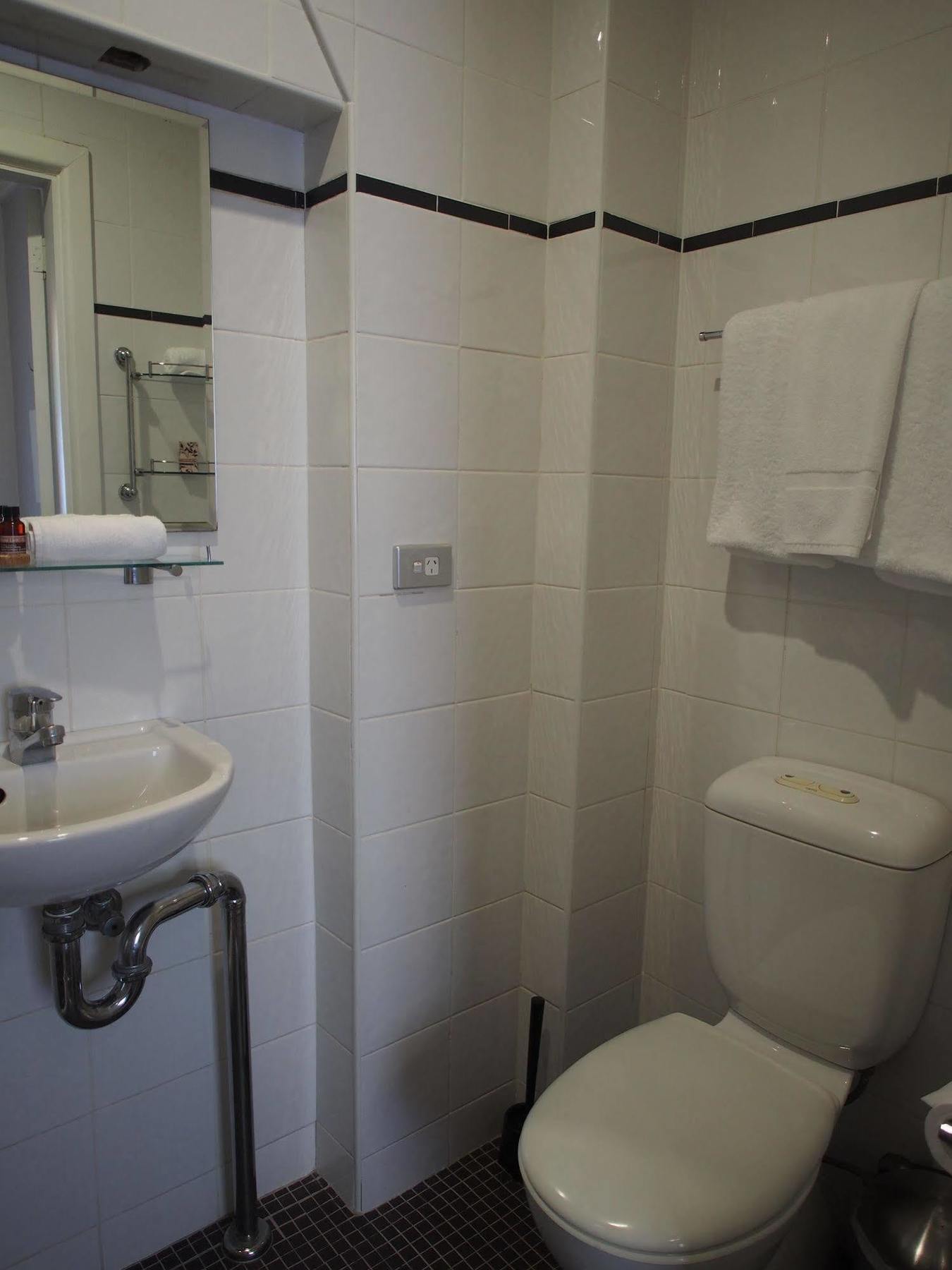 Vulcan Hotel Sydney