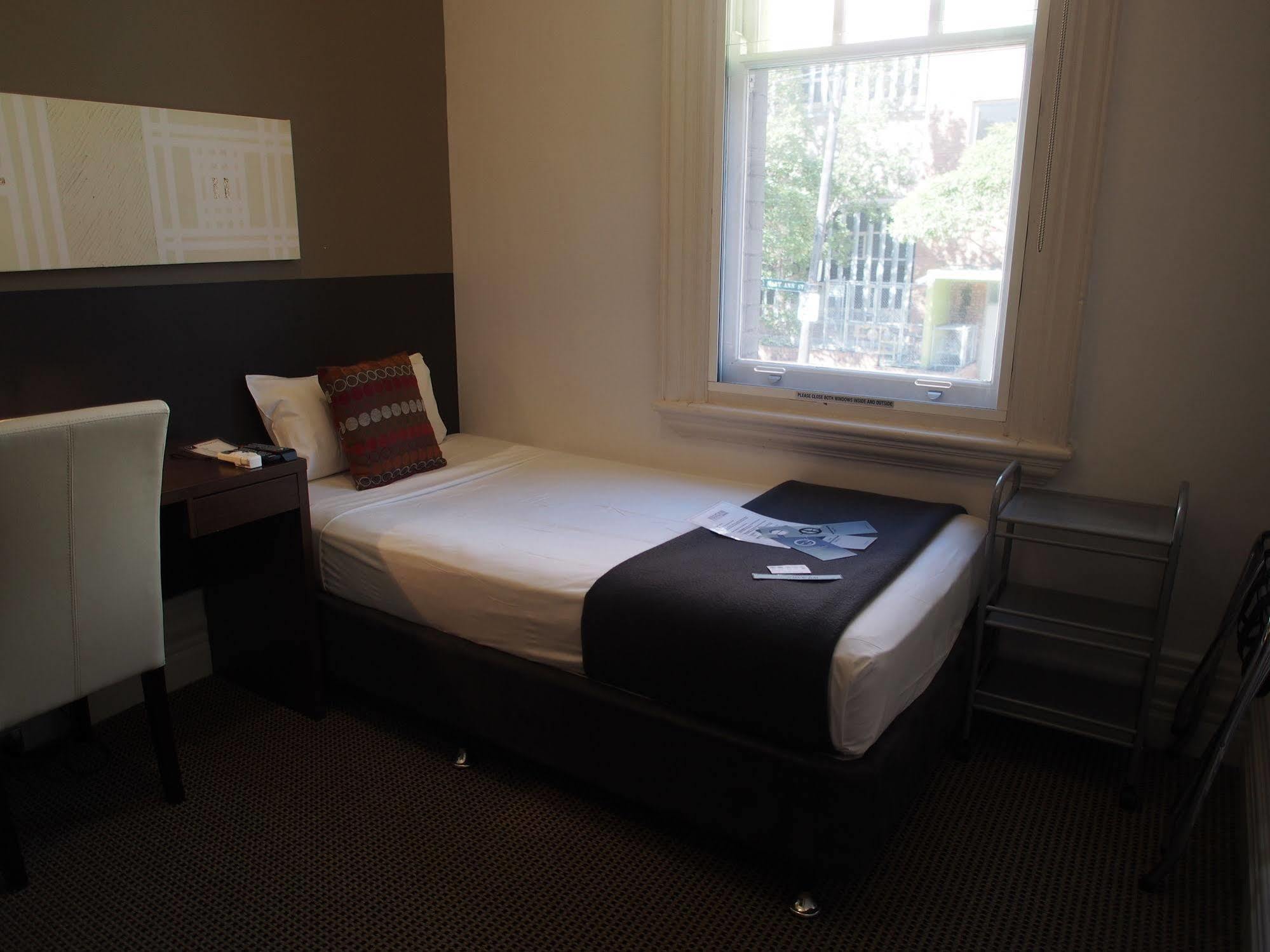 Vulcan 4* Sydney